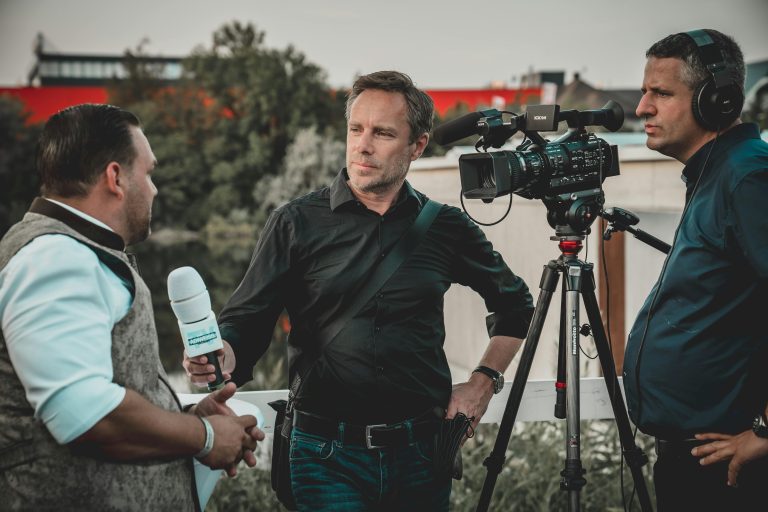 News-Influencer auf dem Vormarsch: Wie Marken von diesem Trend profitieren können